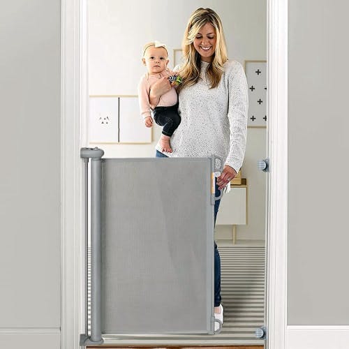 Momcozy Extra Wide Retractable DogBaby Safety Gate review